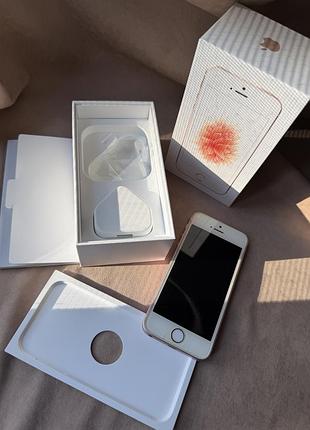 Apple iphone se 4