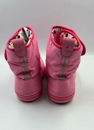 Яркие детские сапожки crocs 5