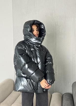 Трендова  жіноча куртка пуховик