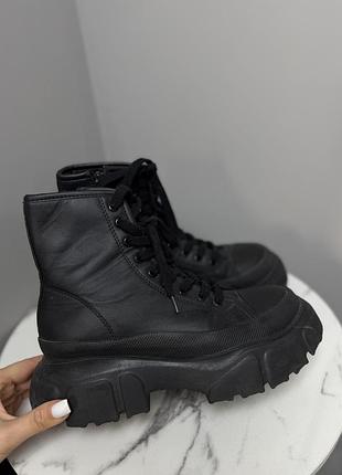 Zara ботінки жіночі розмір 36