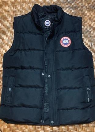 Жилетка чоловіча canada goose чорна, розмір m