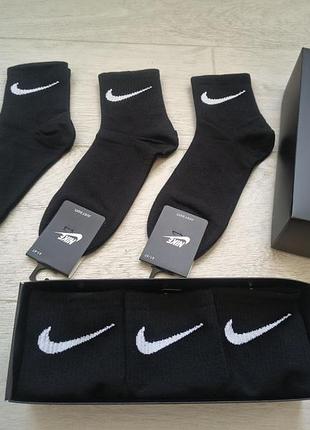Шкарпетки чоловічи nike набір 3 штуки в розмірі 41-47 чорні