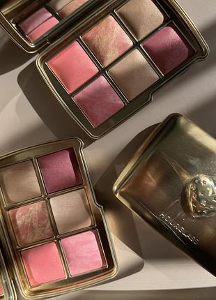 Палетка hourglass ambient lighting edit love 3