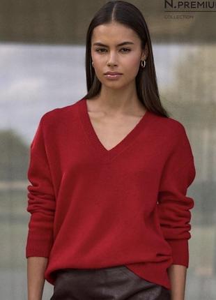 Червоний жіночий джемпер з v-подібним вирізом бренду m&s collection