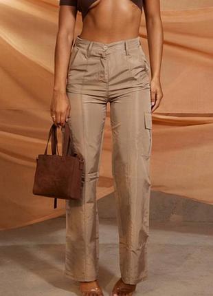 Брюки жіночі prettylittlething карго бежеві s-m