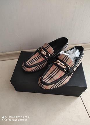Лоферы от burberry, оригинал