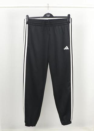 Чоловічі спортивні штани adidas