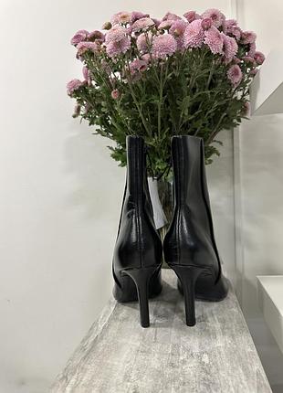 Напівчоботи zara, 36, 2580 грн 4