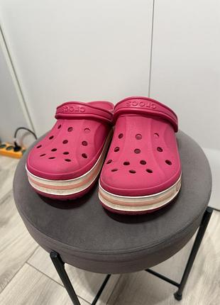 Шльопанці жіночі crocs рожеві
