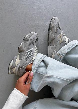 9060 grey/silver