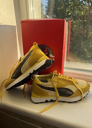 Кросівки унісекс puma x pokémon rider fv жовті