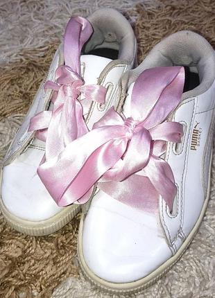 Кроссовки детские, бренд puma, размер 31.5.
за вопросами обратитесь в дырэкт.