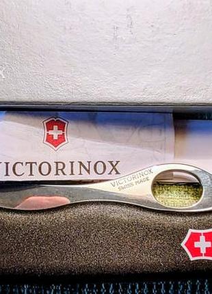 Складной нож victorinox sentinel one hand 0.8416.m3