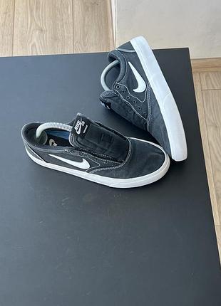 Кеди. nike 3