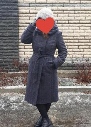 Тёплое зимнее пальто1 фото