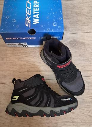 Черевики для хлопчика skechers waterproof чорні