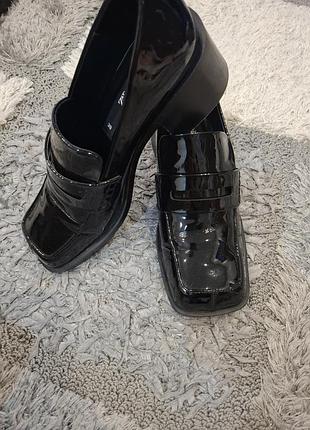 Лофери лаковані zara 2