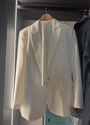 Дуже класний піджак
