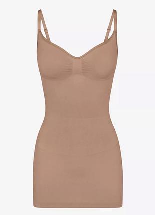 Skims сукня -комбінація оригінал skims seamless sculpt slip dress clay light brown