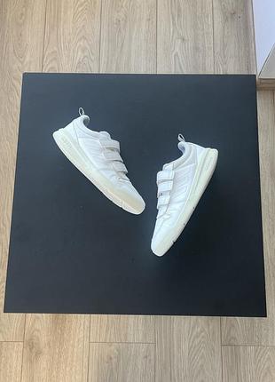 Кросівки adidas 2
