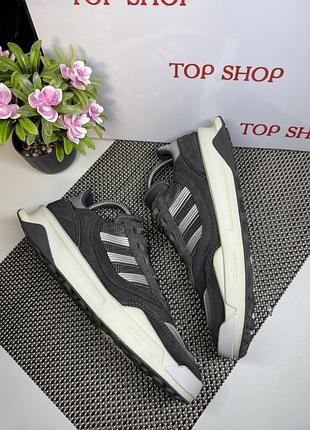 Оригинальные кроссовки adidas 3