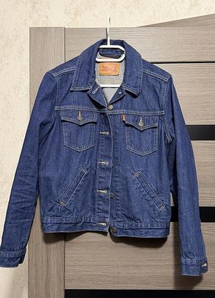 Куртка жіноча джинсова levi's