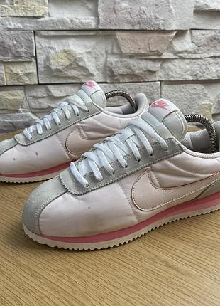 Оригінальні кросівки nike cortez