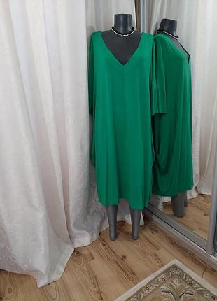 Комфортне з кишенями та гарною спинкою плаття 👗 великого розміру