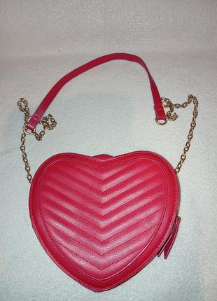 Сумка клатч  сердце ❤️ от бренда primark