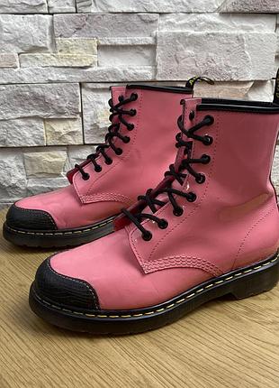 Жіночі черевики dr. martens
