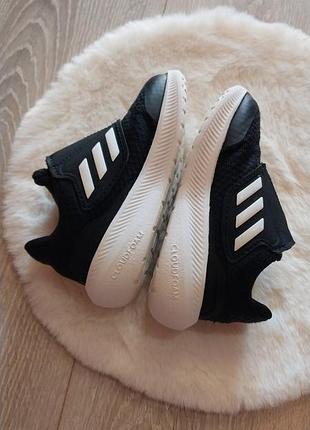 Кросівки adidas 4