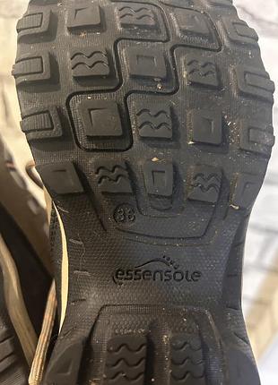 Треккинговые ботинки quechua waterproof 8