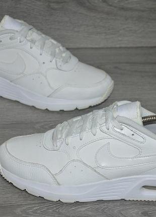 Розмір 41 довжина устілки 26.5 см. стан на фото. фірма nike air max sc leather.