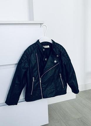 Черная куртка косуха h&m для дівчат / розмір 104