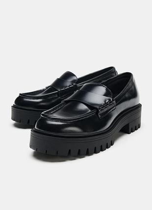 Лофери жіночі чорні zara new