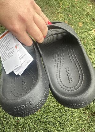 Шльопанці жіночі crocs чорні 2