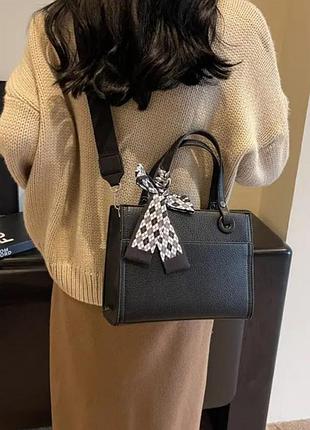 Стильная женская сумочка perfect elegance (1450-02) черный - no brand