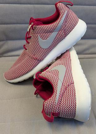 Кросівки жіночі nike rosherun 42 р.