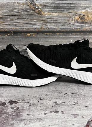 Кросівки  nike revolution 5 оригінал