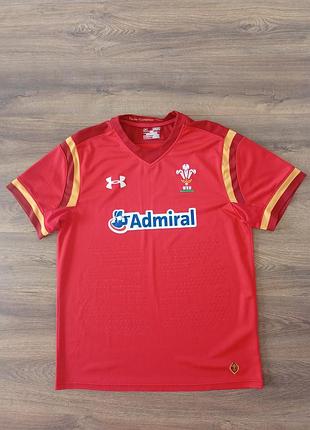 Брендова футболка under armour.