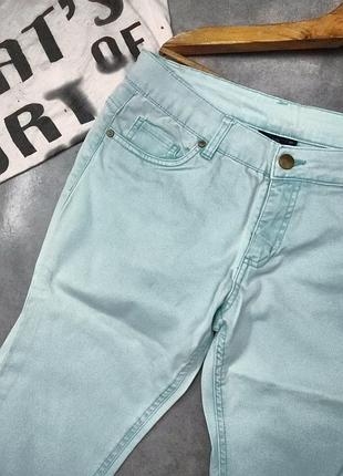 Джинсы бирюзовые 2