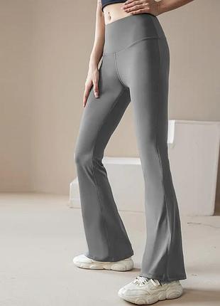 Женские спортивные леггинсы клеш comfort style c4 (1853-42-01) серый m