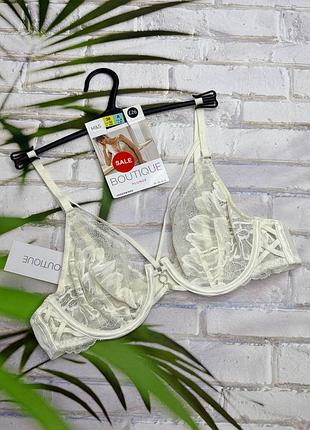 Бюстик на кісточці гарна мережка m&s 💞 розмір 85а колір айворі.