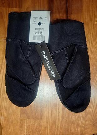 Зимние варежки из натуральной дубленой кожи и овчины от бренда furs forever. новые 2