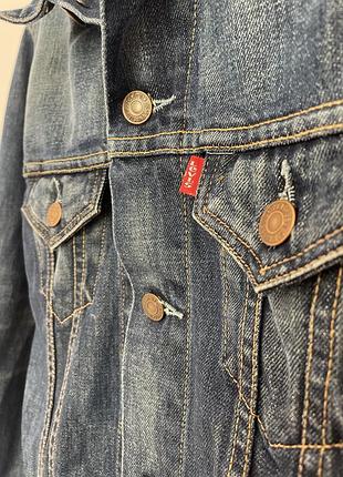 Жіноча джинсова куртка levi's 3