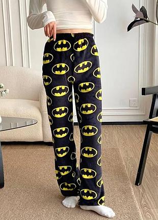 Теплі плюшеві піжамні штани бетмен (batman) флісові, домашні штани оверсайз, чорні m-l