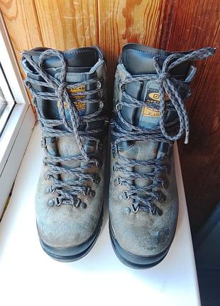 Трекинговые ботинки scarpa 4