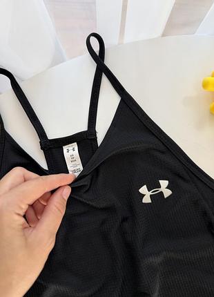 Чорна спортивна маєчка under armour 7