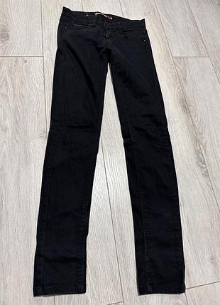 Джинси жіночі stradivarius skinny чорні