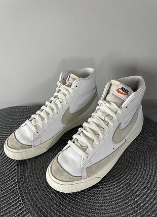 Кросівки унісекс nike blazer mid '77 vintage білі